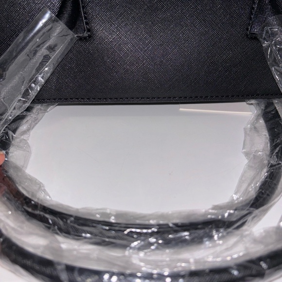 Shoulder/Handle Trina Turk Square Black   Detachable Strap Handbag Zipper - Picture 5 of 12